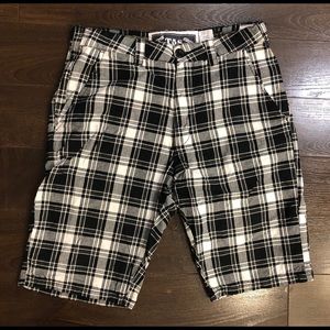 Triple Five Soul - T5S Checkered Shorts 32W EUC